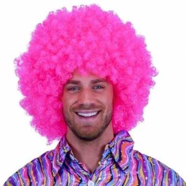 Knal roze pruiken mega afro carnaval