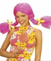 Fel gekleurde roze dolly pruik carnaval