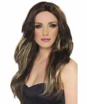 Patty pruik lang blond haar carnaval